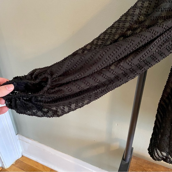 AlvaQ black v-neck chiffon blouse with sheer balloon sleeves size S - Picture 4 of 9